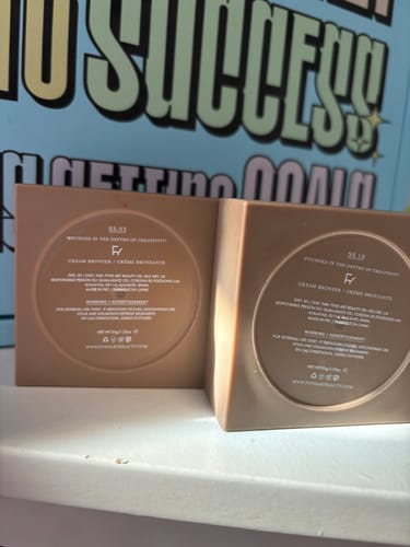 Customer photo review of SNATCH & SCULPT BRONZING BRUSH