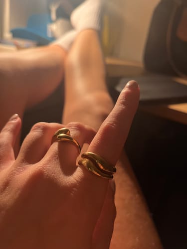 Customer photo review of Curves Ring Set - Gold