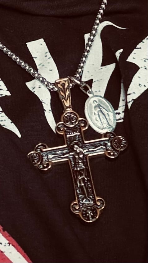 Customer photo review of HOLY CROSS GOLD. - NECKLACE