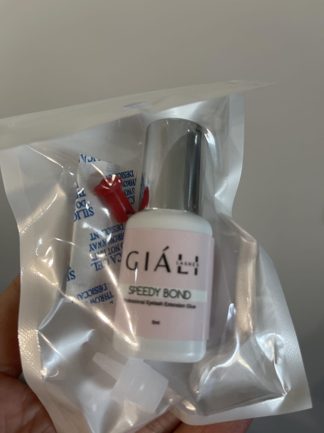 Customer photo review of Giali Lashes Speedy Bond Glue Lash Adhesive