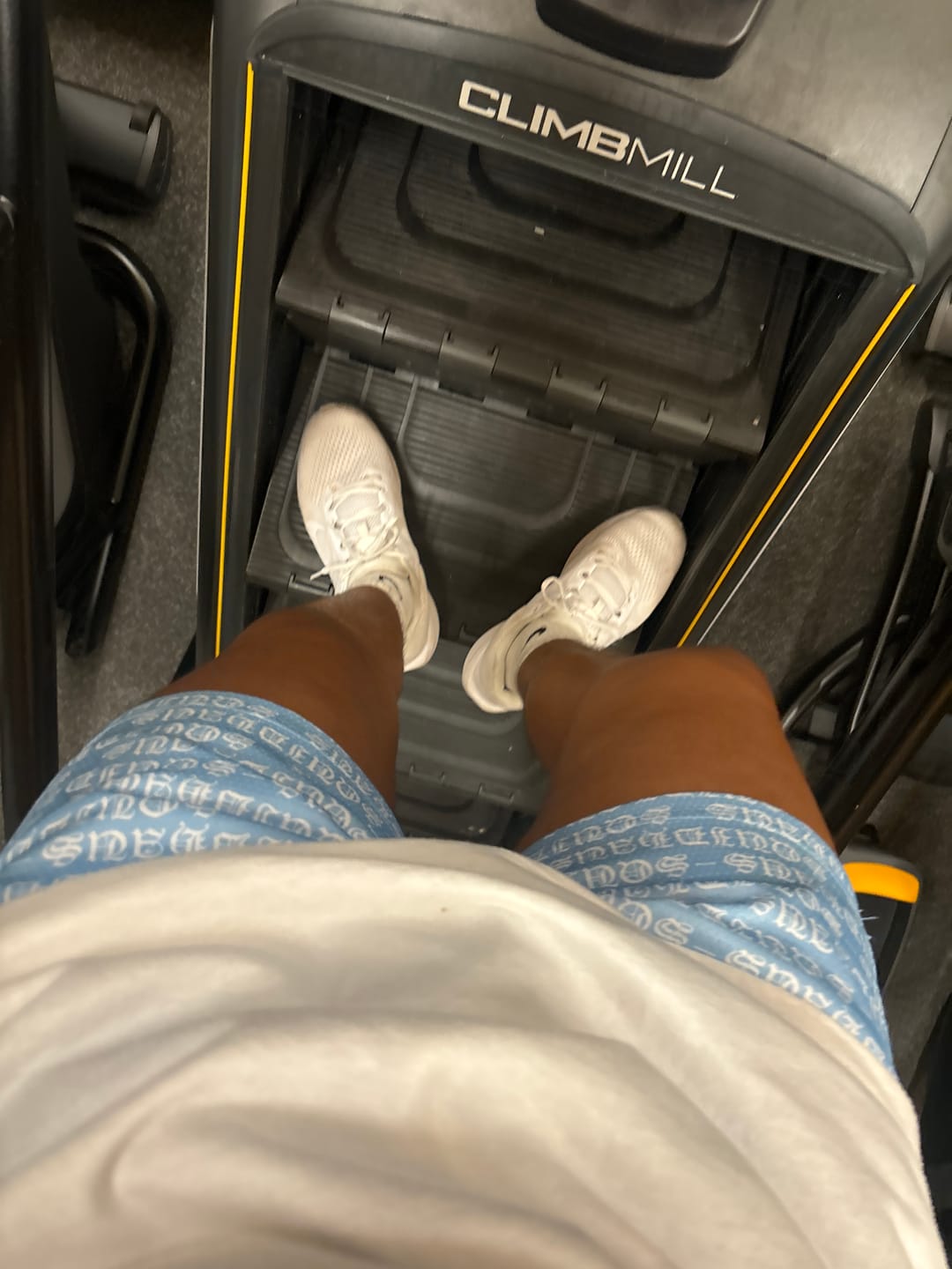 Customer photo review of Mesh Shorts 4" Inseam - UNC Blue