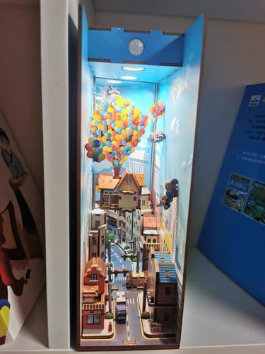 Customer photo review of Travel With The Wind DIY Book Nook