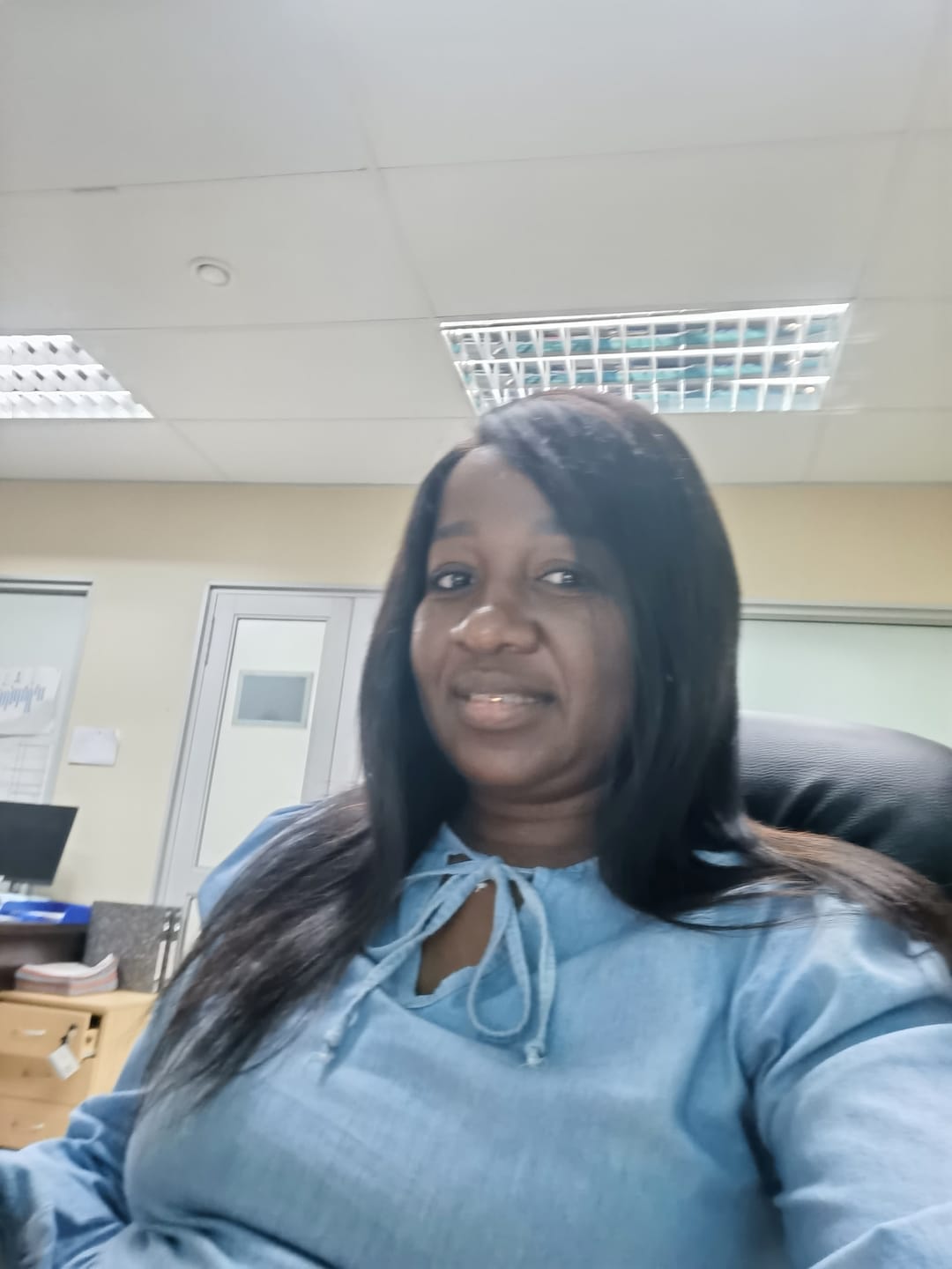 Customer photo review of Brazilian 4x4 Lace Wig - Straight