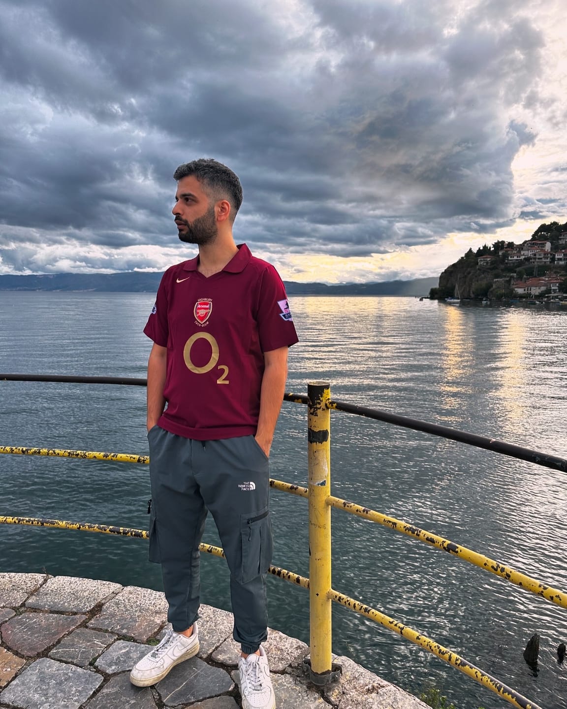 Customer photo review of Thierry Henry Arsenal 2006 Highbury Burgundy Retro Football Jersey