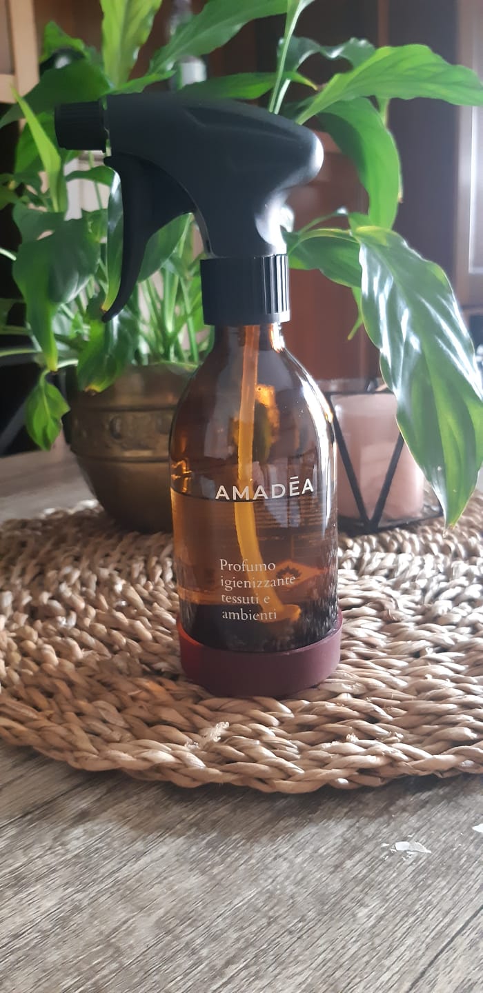 Customer photo review of Profumo igienizzante tessuti e ambienti 300ml
