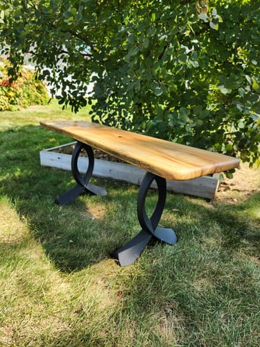 Customer photo review of Bench Legs 108 Curva 16H for Modern Wooden Tabletop