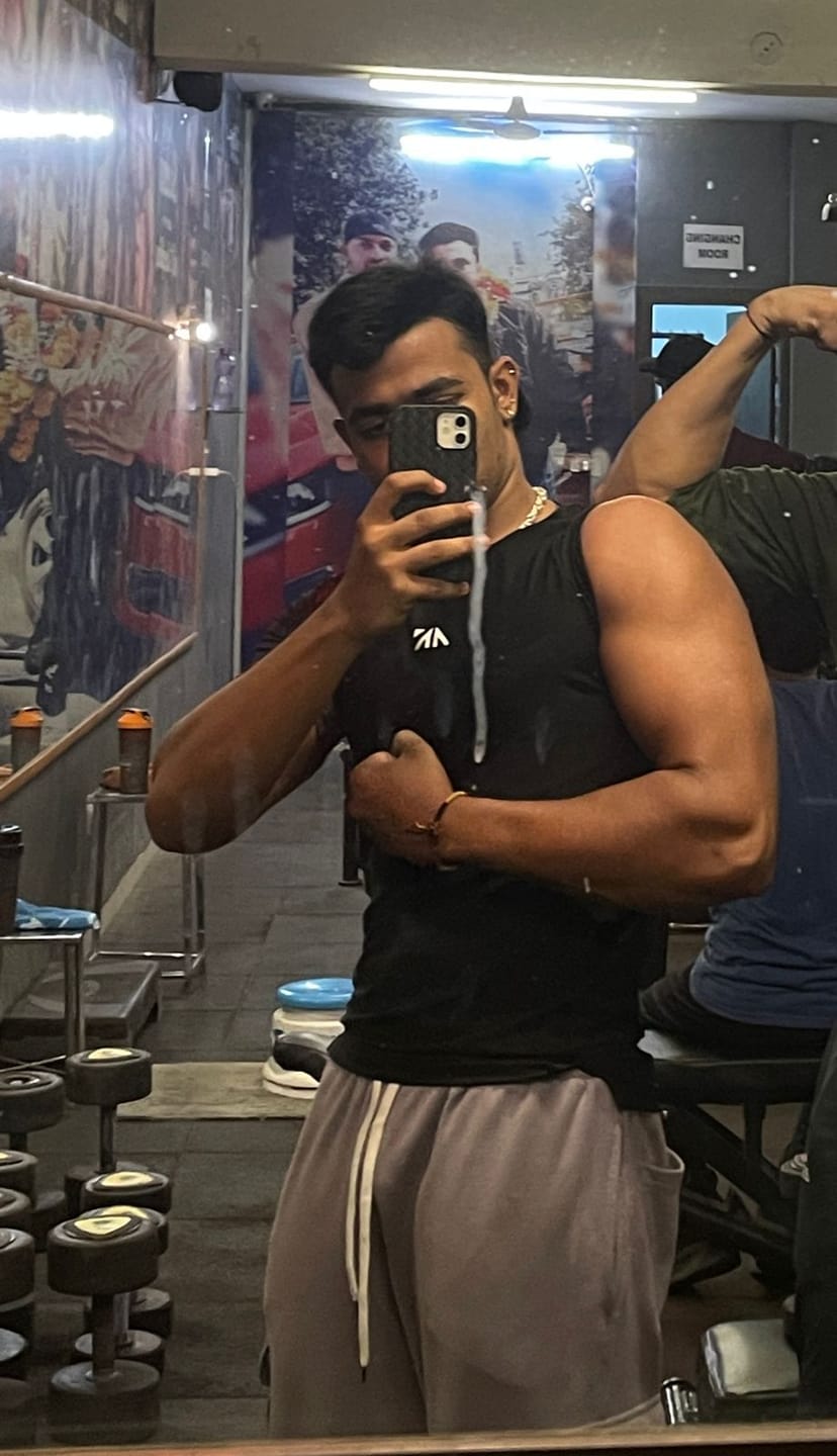 Customer photo review of Critical Compression Shorts