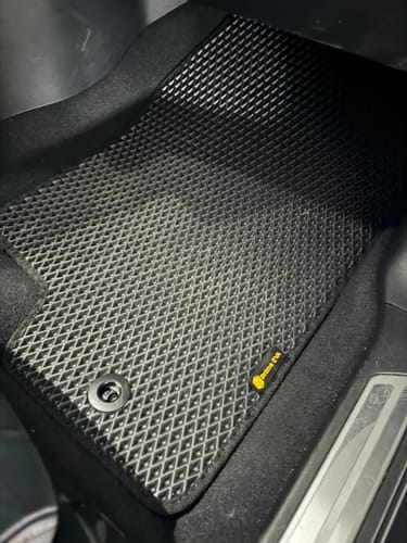 Customer photo review of Dywaniki samochodowe na zamówienie - Przód