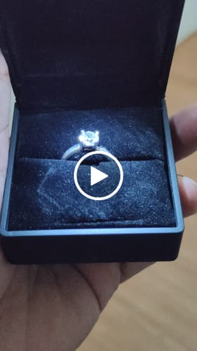 Customer video review of 1ct Solitaire 3mm Engagement Ring