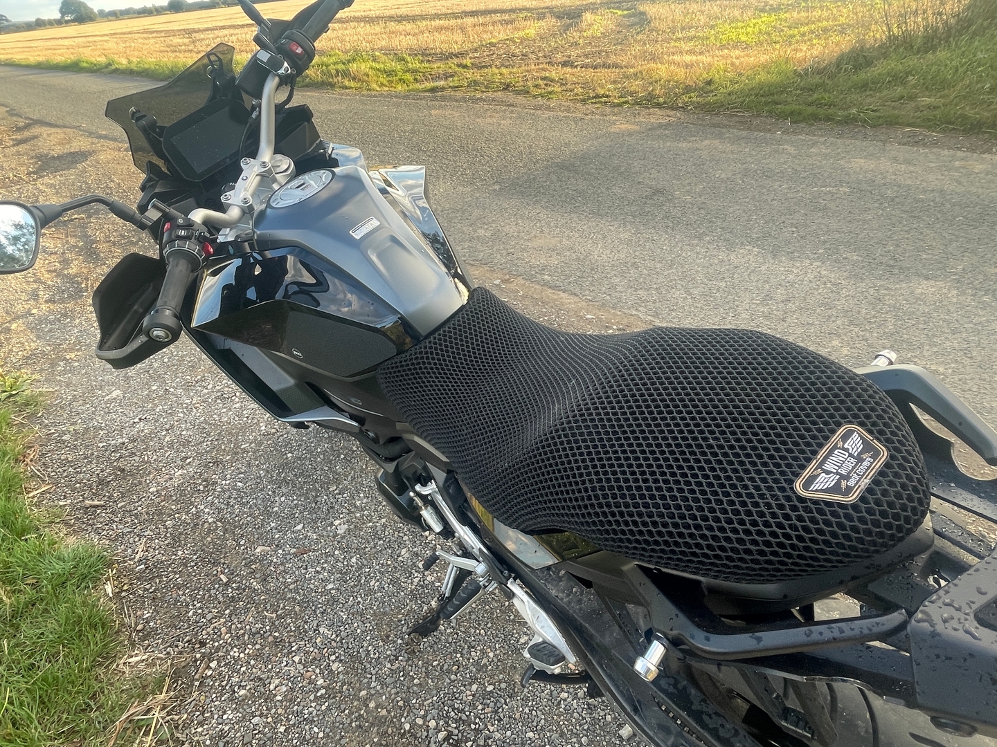 Wind Rider mesh seat cover on a BMW F 900 XR