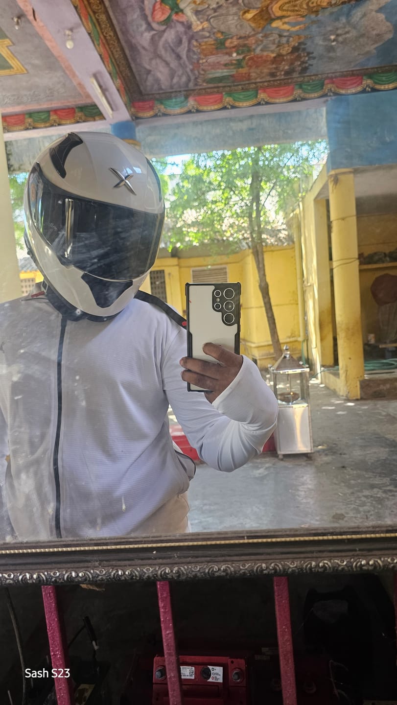 Customer photo review of Pure White - Sunblock Jacket