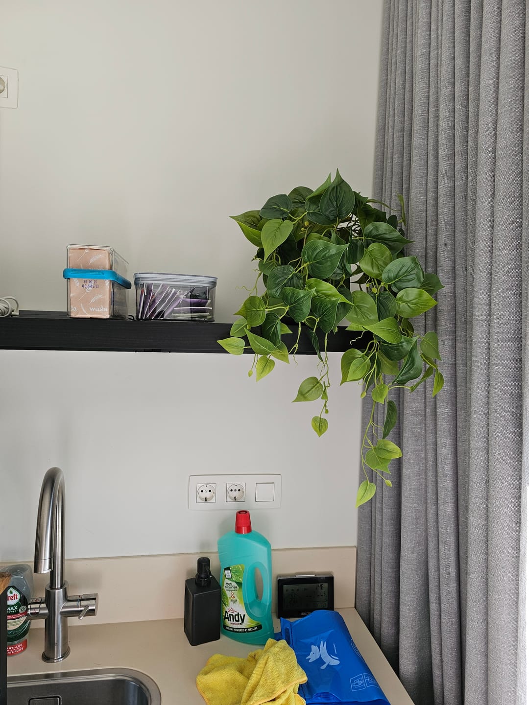 Customer photo review of Philodendron Kunst Hangplant 90cm