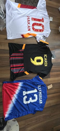 Customer photo review of Galatasaray 2024 2025 Black Siyah New Season Third Jersey Forma