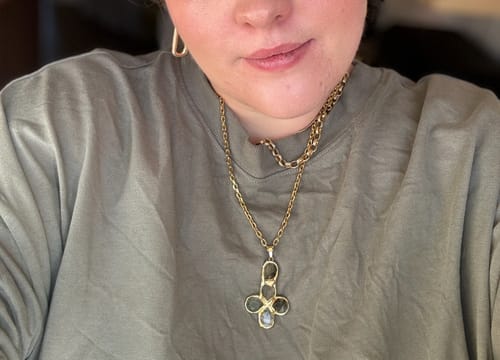 Customer photo review of Paloma Necklace in Labradorite
