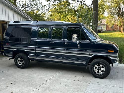 Customer photo review of Ford E-150 Passenger Van 1973 - 2007