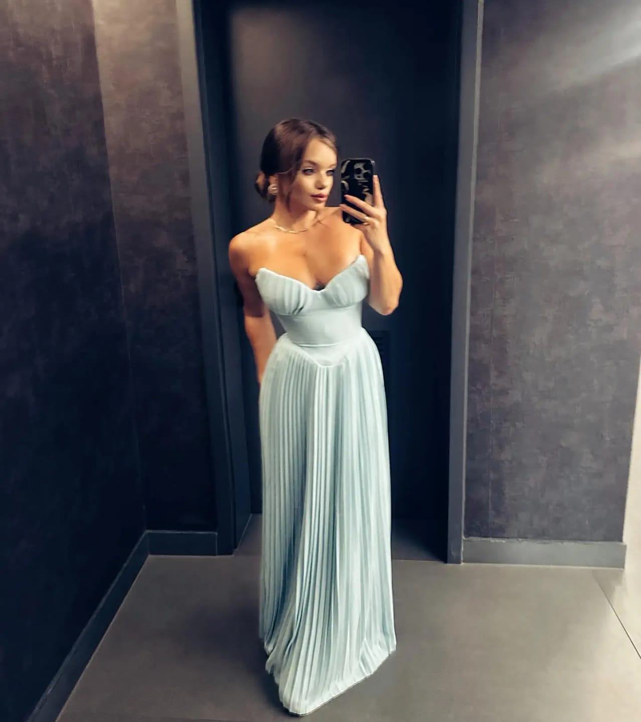 Customer photo review of Sky Blue Pleated Maxi Dress - Ethereal Elegance for Unforgettable Nights