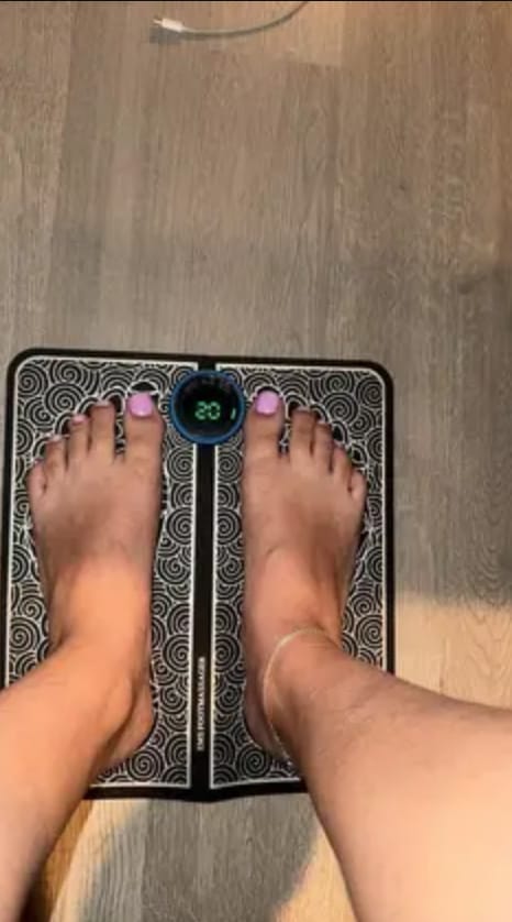 Customer photo review of EMS Foot Massager