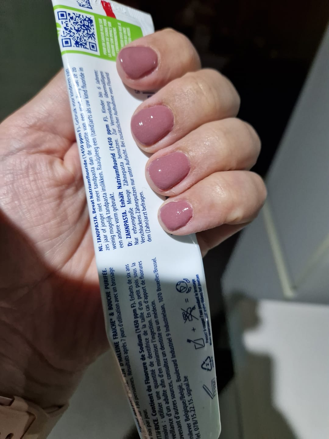 Customer photo review of Auburn Umber Dipping Powder