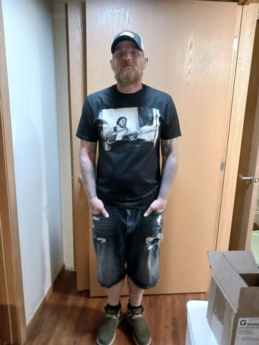 Customer photo review of Waylon Jennings Tele Photo Mens Tee Shirt