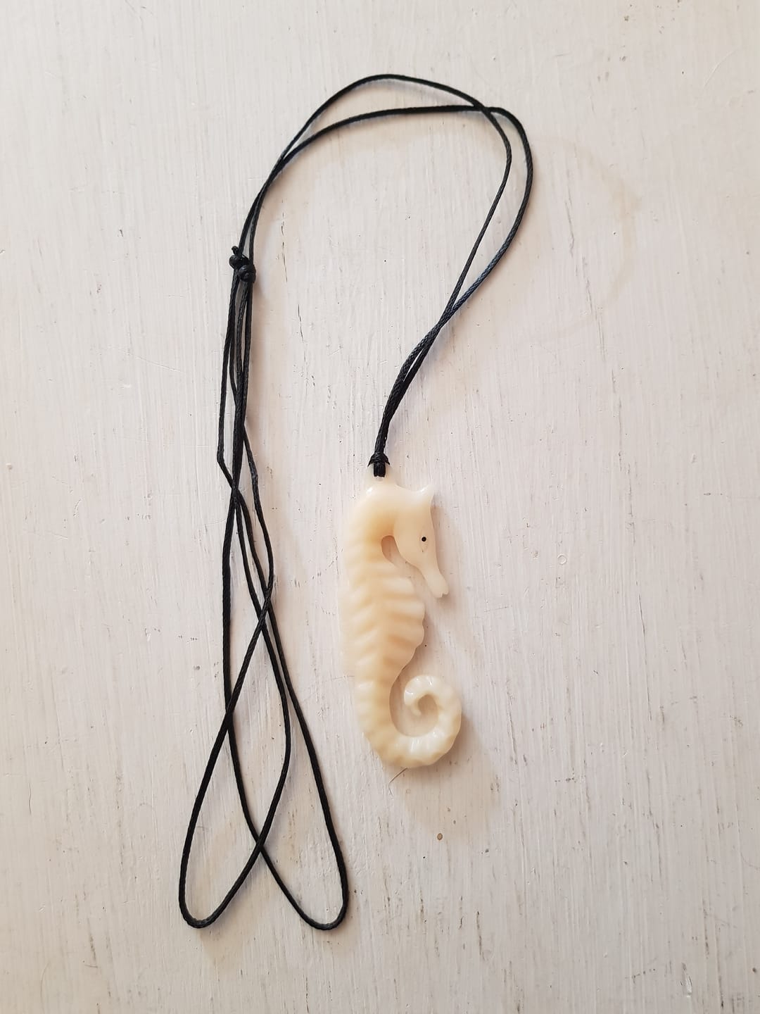 Customer photo review of NZ Waxed Cord with sliding knots