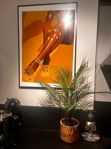 Customer photo review of Legs & Yellow Touch