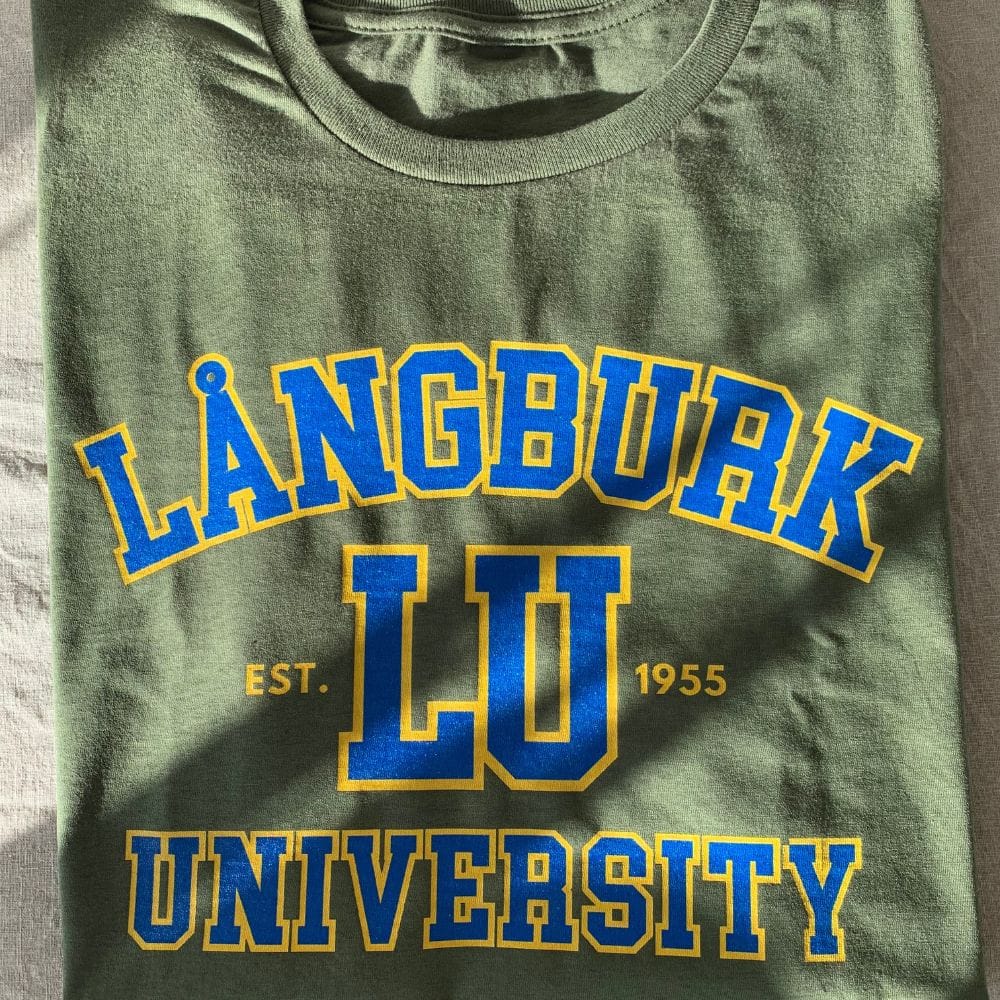 Customer photo review of Långburk University - T-shirt