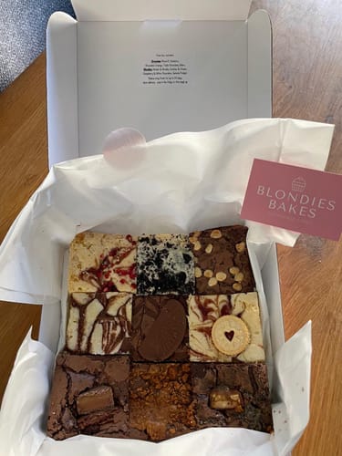 Customer photo review of Brownie & Blondie Mixed Box