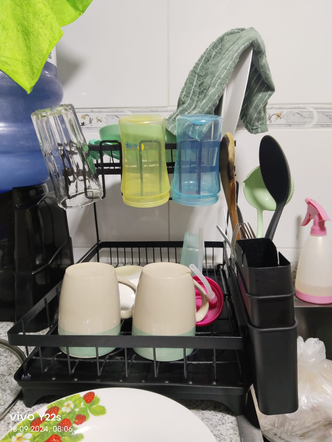 Customer photo review of Escurridor De Platos 2 Niveles Secador Desmontable Loza Inoxidable Rack