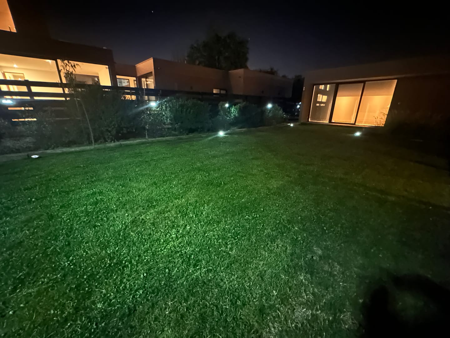 Customer photo review of Estacas Acero Inoxidable - 4 Un. Luz Cálida/Fría IP65 12 cm Diámetro