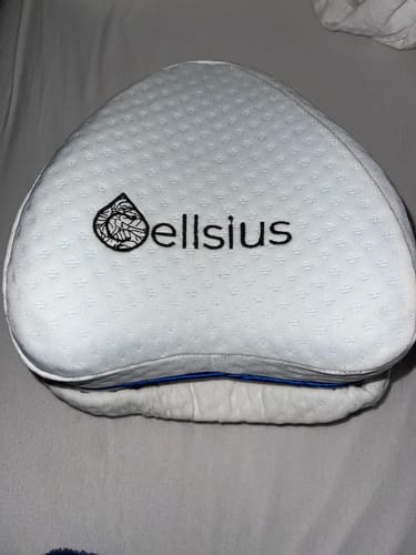Avis photo d'un client sur Coussin Orthopédique Cellsius - Le Secret d'un Sommeil Sans Douleur
