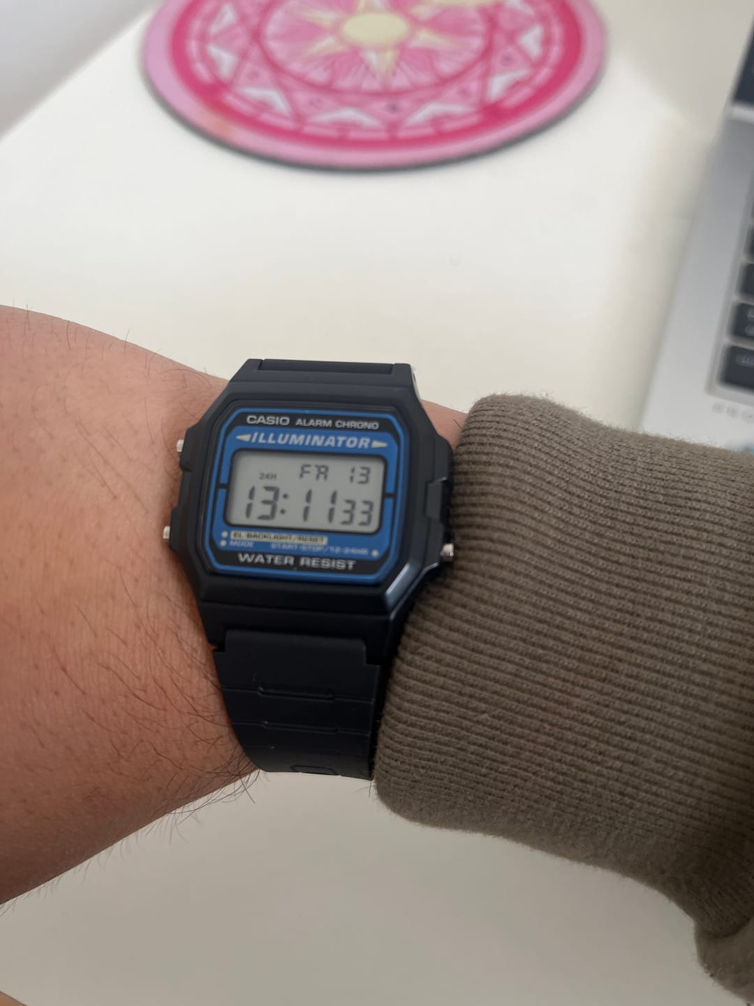 Customer photo review of Reloj Casio Vintage F-105W-1ADF Azul/Negro Illuminator