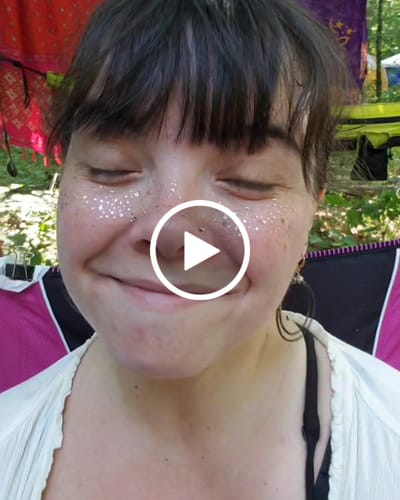 Customer video review of Gold Stardust Speckles Makeup Patches