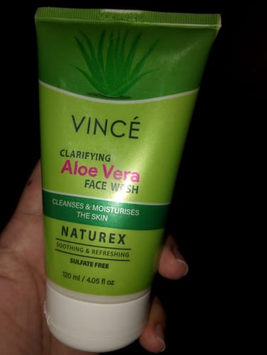 Customer photo review of Vince Clarifying Aloe Vera Face Wash 100ml