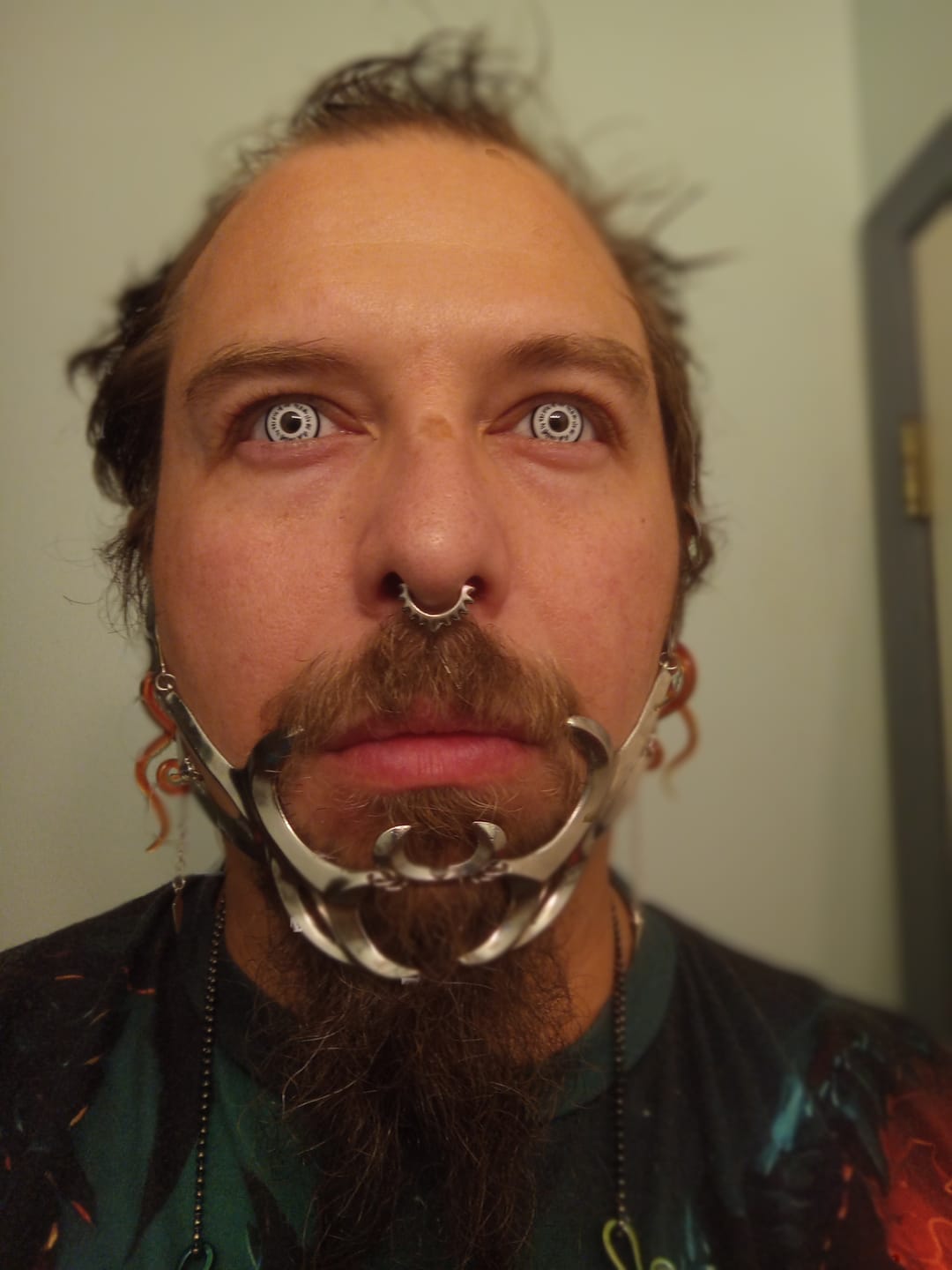Customer photo review of White Eye Crazy Lens