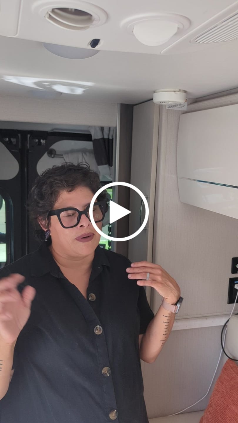 Customer video review of Magware - Magnetic Bowls /Plates /Cutlery Family Set (35 PCS) - PRE-ORDER