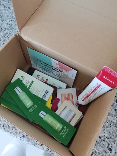 Customer photo review of Orjena Power Collagen Eye Cream Kolajen Özlü Cilt Onarıcı - Yaşlanma Karşıtı Göz Kremi - 30ml