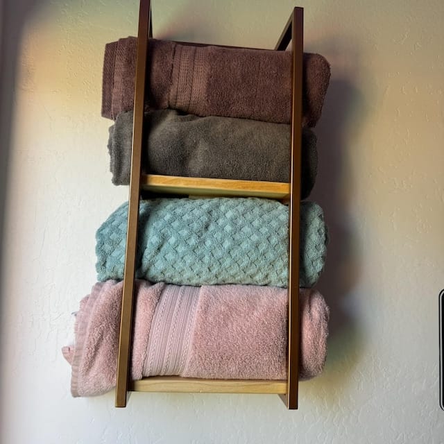 Customer photo review of 2-Tier Bathroom Shelf, Storage for Towel and Blanket