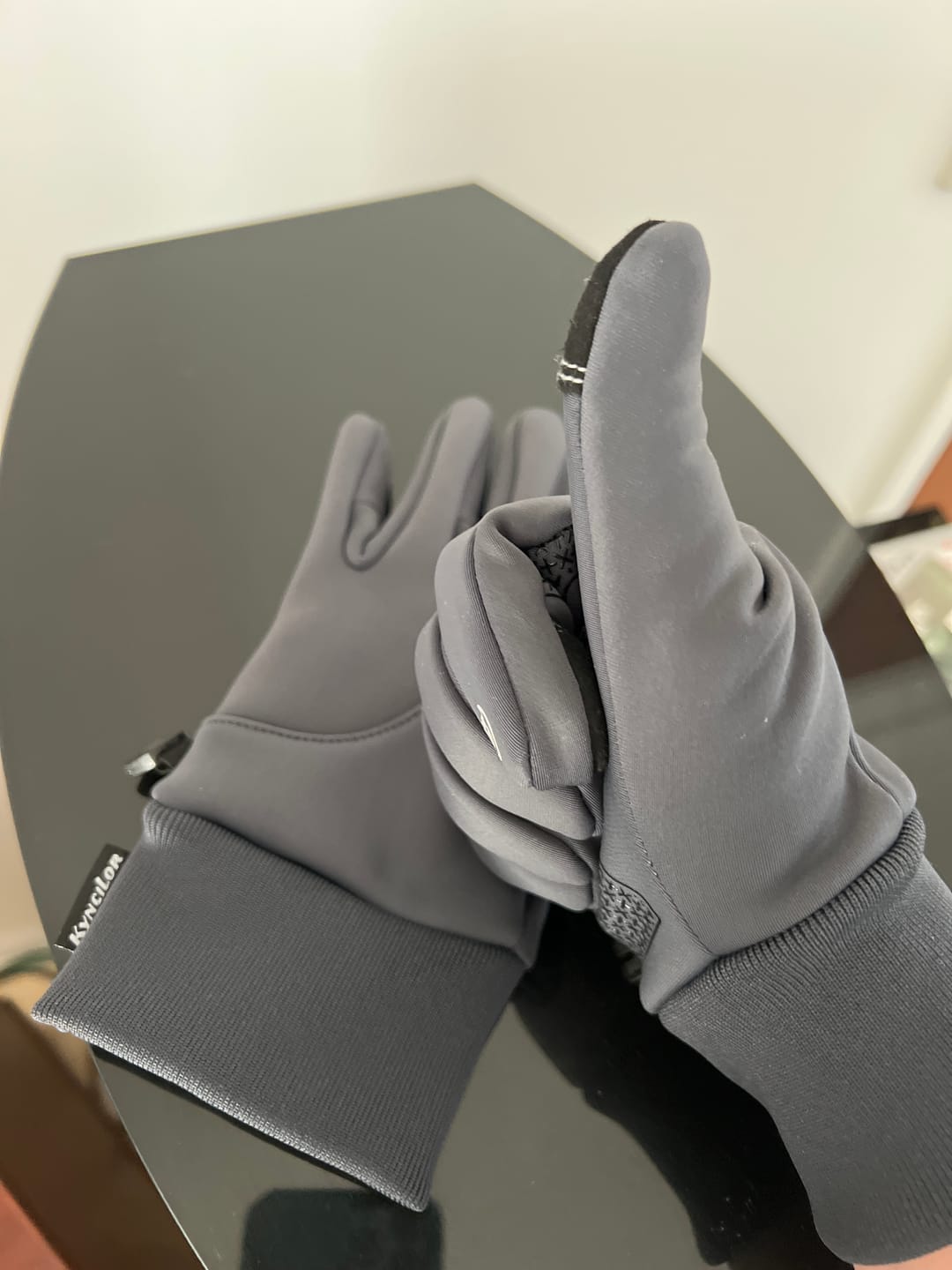 Customer photo review of Ultimate Winter Gloves