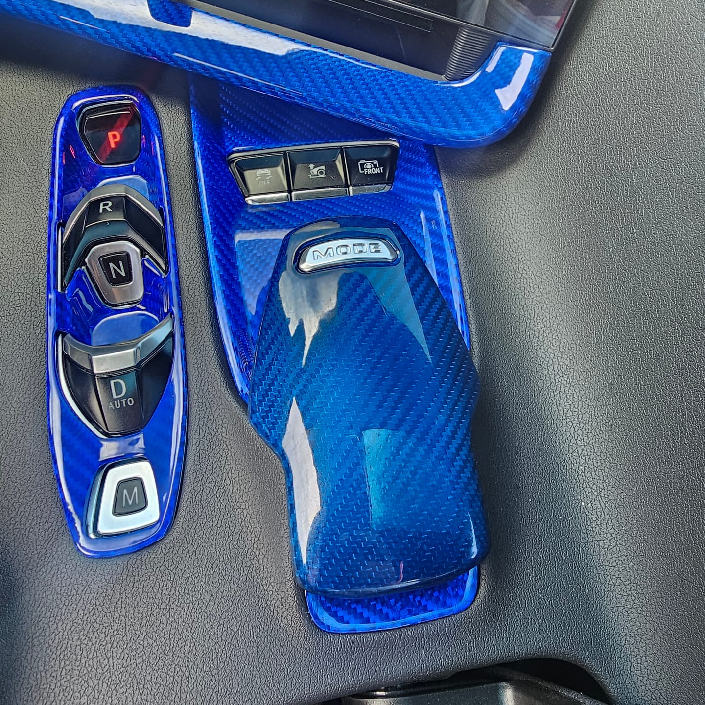 Customer photo review of C8 2020+ Corvette Steering Wheel Carbon Fiber Airbag Cover