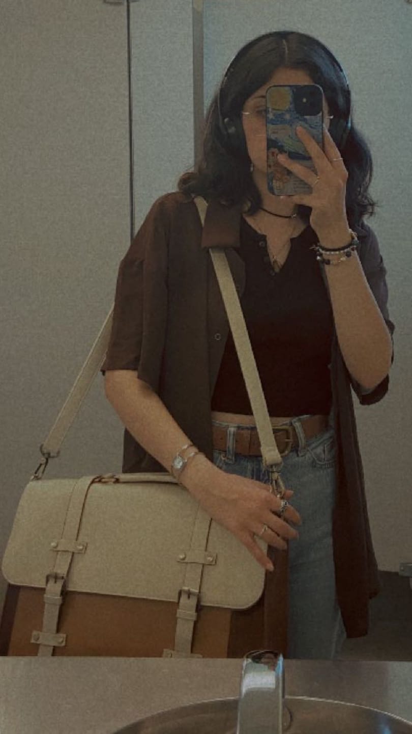 Customer photo review of Sombre Vintage Briefcase