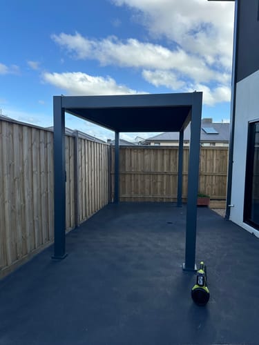 Customer photo review of Baltic Manual  Freestanding  Louvre Roof Aluminium Pergola