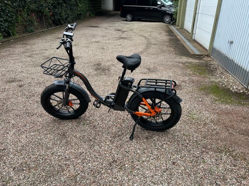 Customer photo review of Vakole Y20 Pro 20" Foldable Step-through Electric Fat Bike with 20Ah Samsung Battery Support APP [Pre-Order]