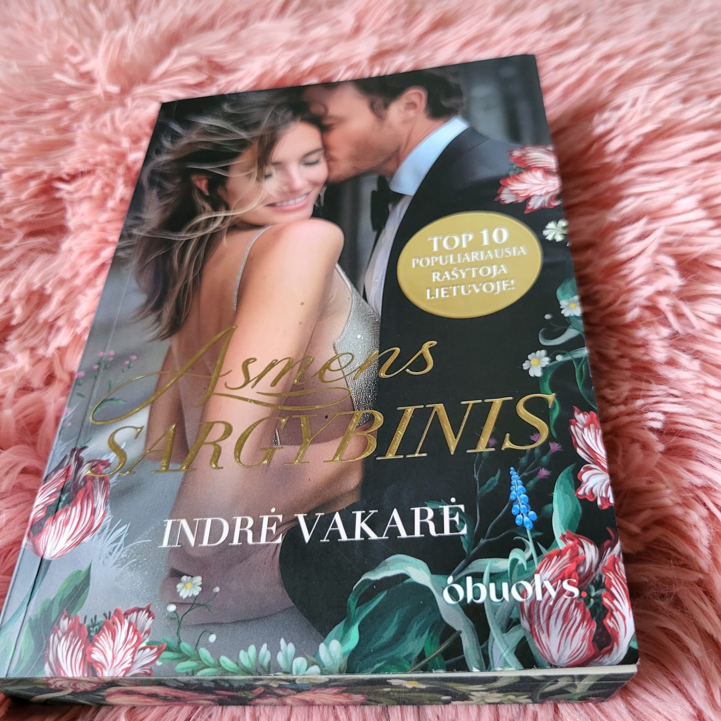 Customer photo review of Asmens sargybinis: nuo neapykantos iki meilės... veda kraują kaitinantys siužeto vingiai