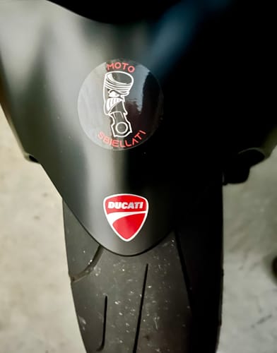 Customer photo review of PROMO - Sticker Moto in Vinile