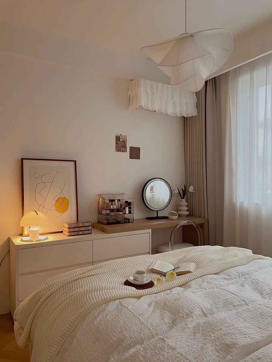 Customer photo review of Curva Candle Warmer Lamp