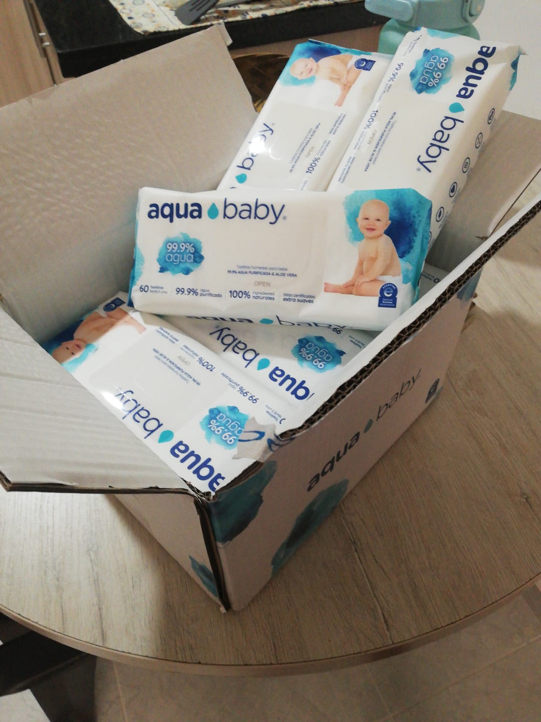 Customer photo review of Aqua Baby 12 Bolsas de 60 Toallitas Húmedas