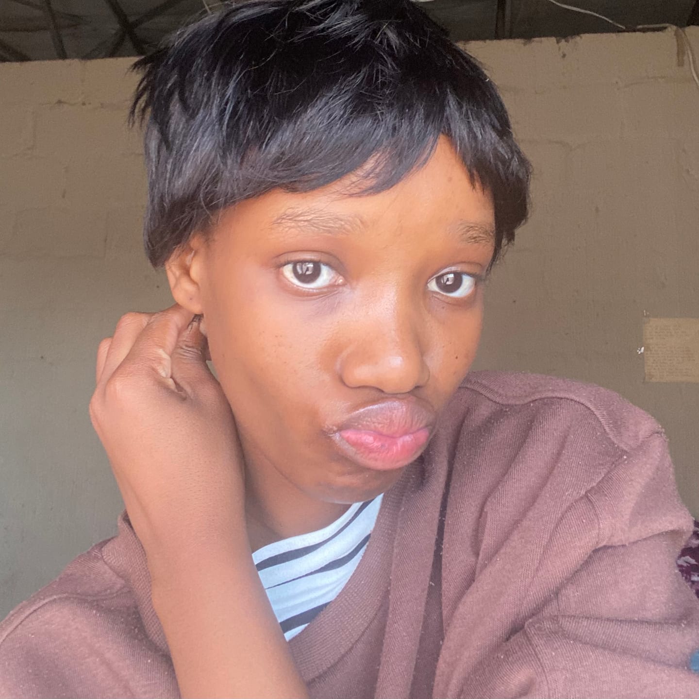 Customer photo review of Chic Pixie Cut Wig - Trendy and Natural Human Hair