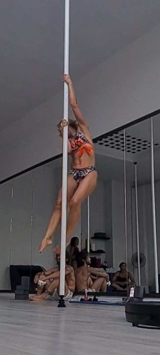Customer photo review of RIO TOP BUTTERFLY/VITAMINA