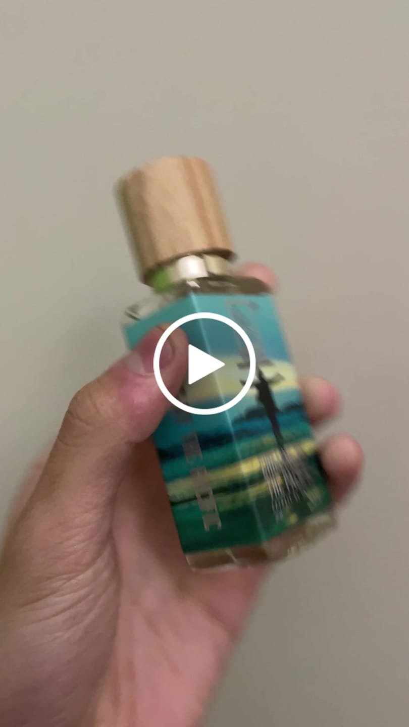 Customer video review of Chilling By The Pacific