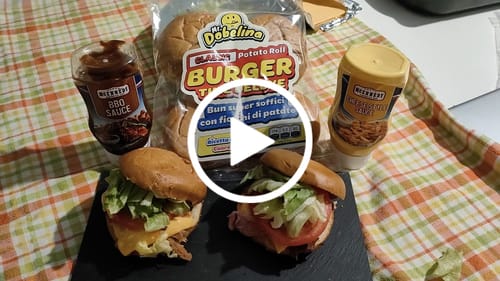 Customer video review of SMASHGIULIO x MR.DOBELINA SUMMER BOX: scopri il nuovo bun dal gusto segreto!
